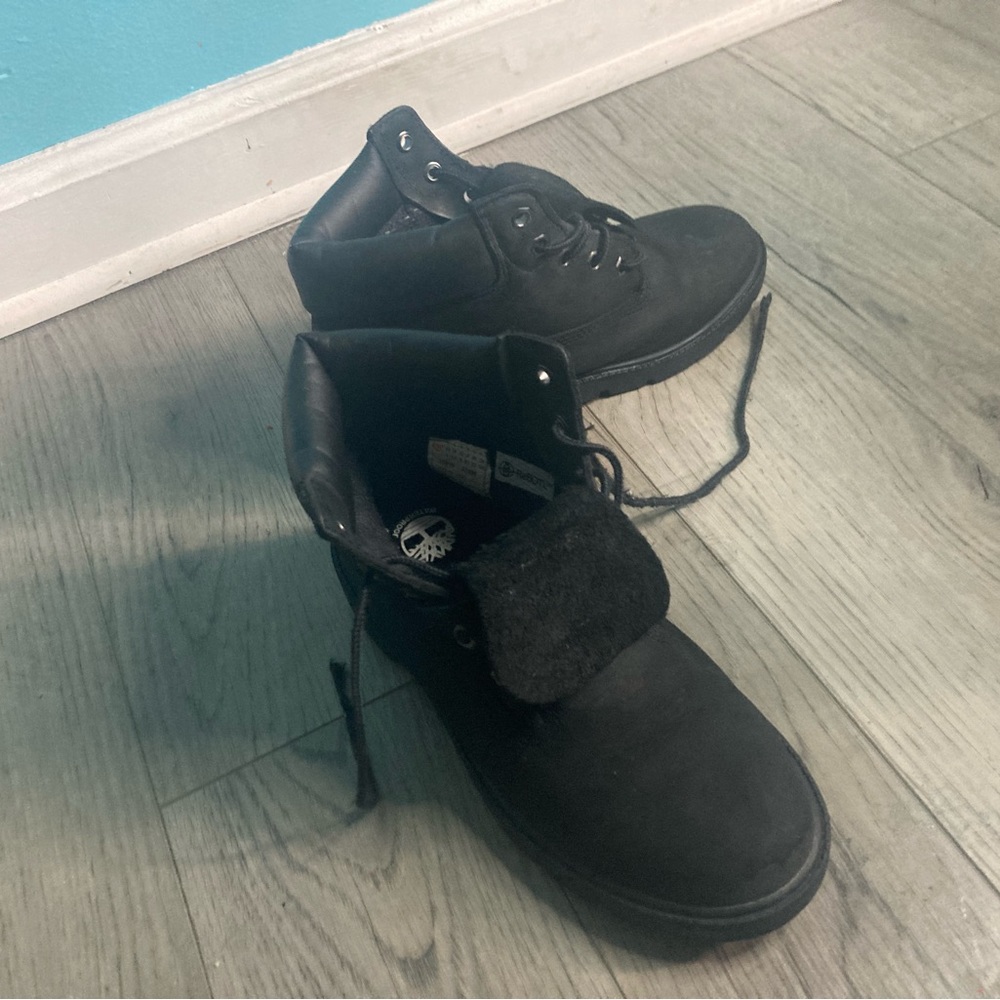 Brand:Timberlines Size: 4 Kids Color: Black - Picture 1 of 3